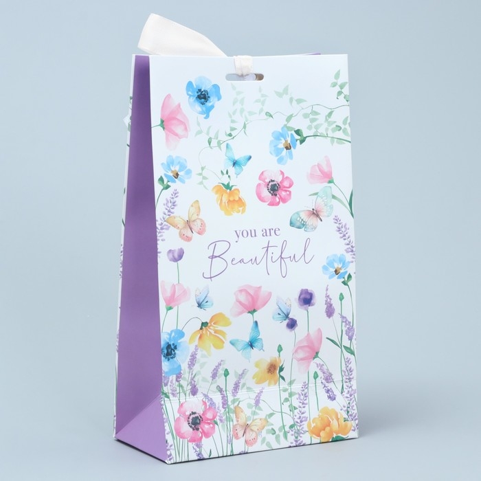 Пакет подарочный с лентой, упаковка, &laquo;Красота внутри&raquo;, 13 х 23 х 7 см