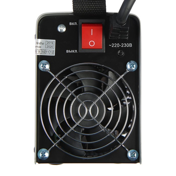 Сварочный аппарат инверторный Сварочный аппарат инверторный "Ресанта" САИ160К, 6.3 кВт, 10-160 А