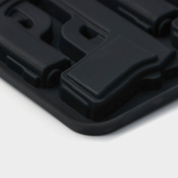 Форма для шоколада Доляна &laquo;Пистолет&raquo;, силикон, 18,7&times;13,4 см, 6 ячеек (7,5&times;5,1 см), цвет тёмно - серый