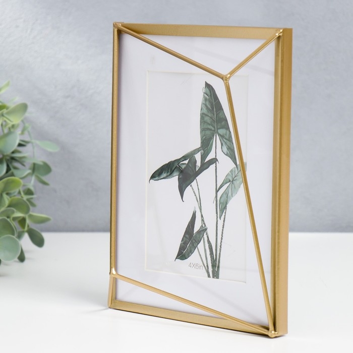 Фоторамка металл на 1 фото 10х15 см Фоторамка металл на 1 фото 10х15 см "Лофт. Преломление углов" золото, паспарту" 20х15х3 см