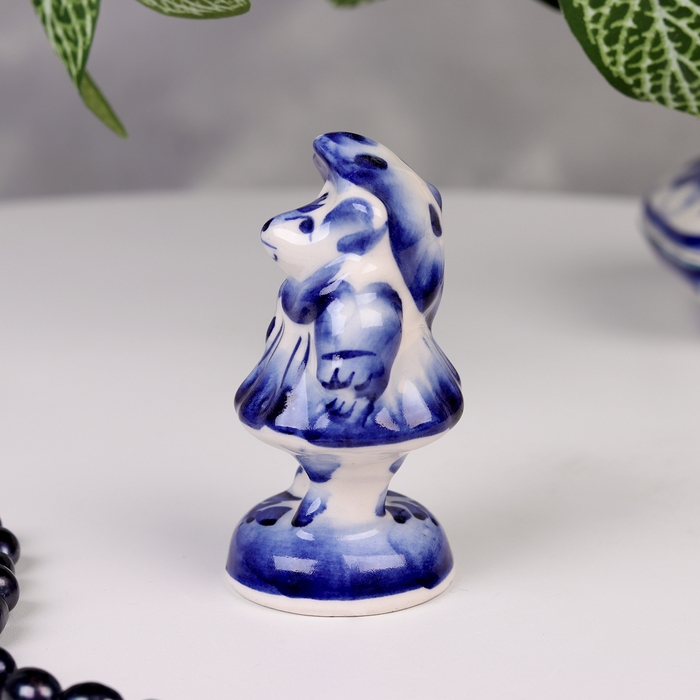 Сувенир гжель &laquo;Мышь с зонтом&raquo;, бело-синий,керамика,