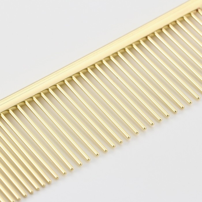 Расческа для шерсти с гальваническим покрытием, 18,8 х 4,2 см, золотистая Расческа для шерсти с гальваническим покрытием, 18,8 х 4,2 см, золотистая