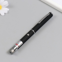 Указка лазерная 4 + 1 насадки от 2 х ААА 7,7х21 см Указка лазерная 4 + 1 насадки от 2 х ААА 7,7х21 см