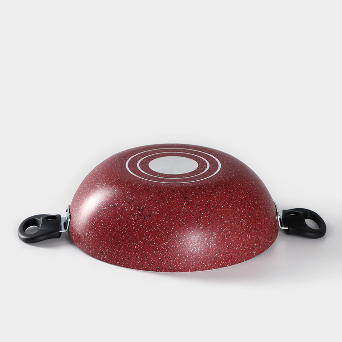 Казан, 4 л, d=28 см, стеклянная крышка, две съёмные ручки, цвет красный Казан, 4 л, d=28 см, стеклянная крышка, две съёмные ручки, цвет красный