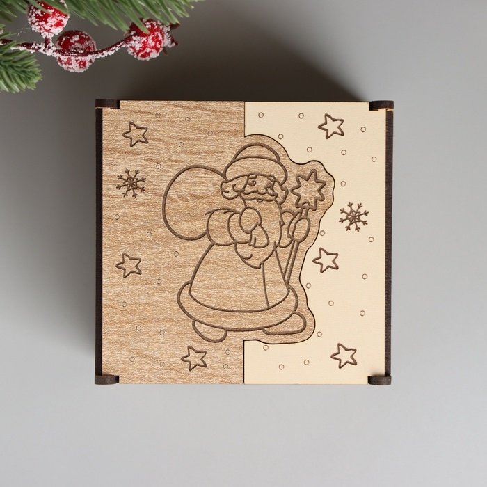 Новогодняя шкатулка комбинированная Новогодняя шкатулка комбинированная "Дедушка" 10,5х10х7 см