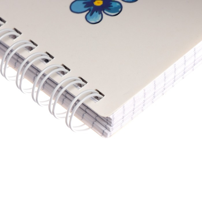 Тетрадь 96 листов в клетку на гребне Тетрадь 96 листов в клетку на гребне "Ангелы анимэ", обложка мелованный картон, матовая ламинация, 3D фольга, блок 65, 2В, МИКС