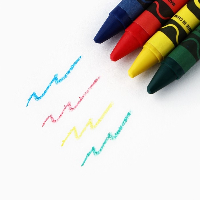 Подарочный набор новогодний, блокнот-раскраска и восковые мелки «Новогодний енот» Подарочный набор новогодний, блокнот-раскраска и восковые мелки «Новогодний енот»