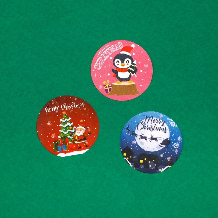 Новый год. Наклейки новогодние в рулоне "Весёлый новый год", 500 шт, 2,5 х 2,5 см.