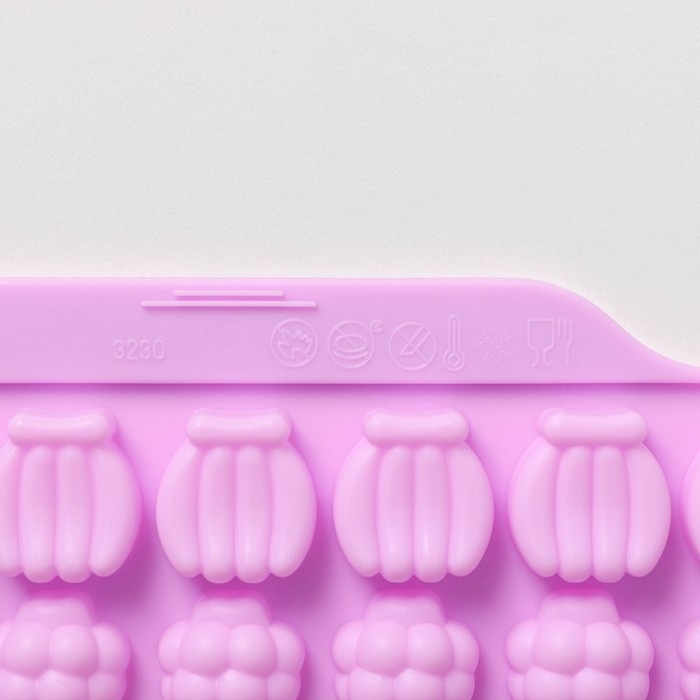 Форма для мармелада Доляна «Фруктовый бум», силикон, 18,5×17,5 см, 42 ячейки (2,2×2,2 см), цвет розовый Форма для мармелада Доляна «Фруктовый бум», силикон, 18,5×17,5 см, 42 ячейки (2,2×2,2 см), цвет розовый