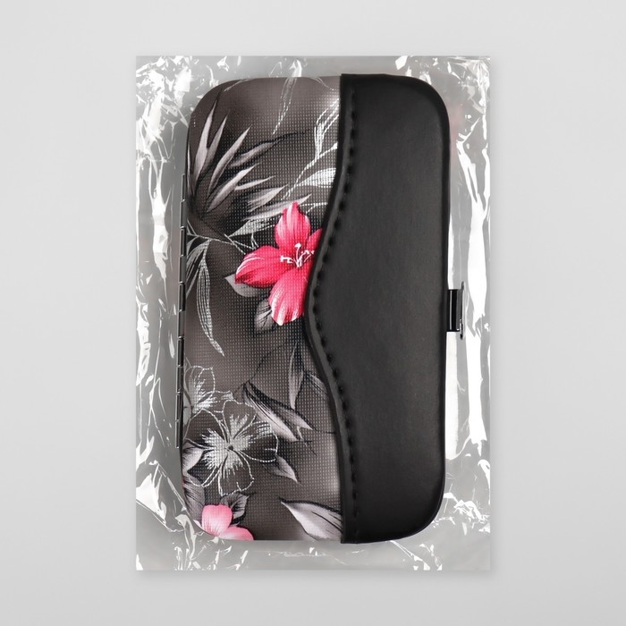 Набор маникюрный &laquo;Цветы&raquo;, 7 предметов, в футляре, цвет МИКС