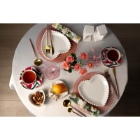 Блюдо керамическое сервировочное &laquo;Голубки на листочке&raquo;, 13&times;13&times;2 см, цвет белый