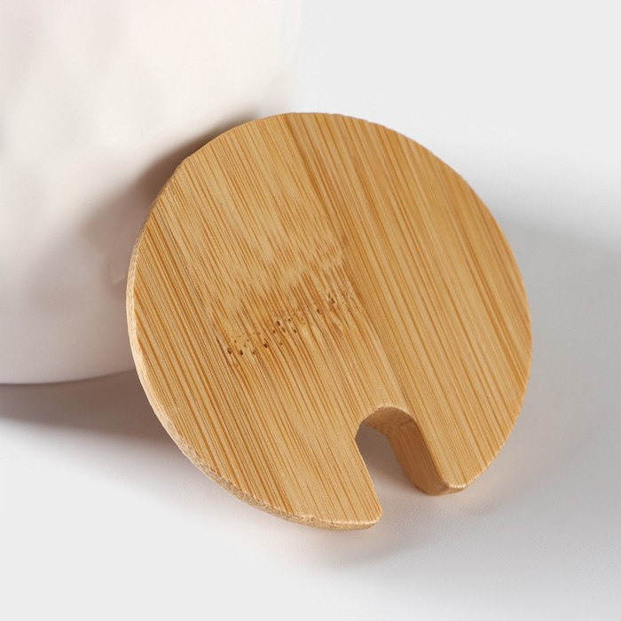 Набор банок фарфоровых для сыпучих продуктов на бамбуковой подставке BellaTenero «Тюльпан», 7 предметов: 3 банки 300 мл, 3 ложки, подставка, керамические, цвет белый Набор банок фарфоровых для сыпучих продуктов на бамбуковой подставке BellaTenero «Тюльпан», 7 предметов: 3 банки 300 мл, 3 ложки, подставка, керамические, цвет белый