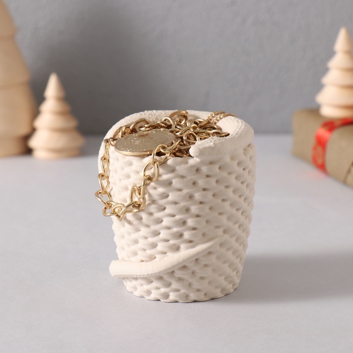 Предмет интерьера Предмет интерьера "Змея корзинка" 7*7*4 см белый