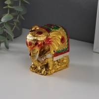 Нэцке полистоун "Индийский слон на золотых слитках" золото 4,6х8,8х8 см