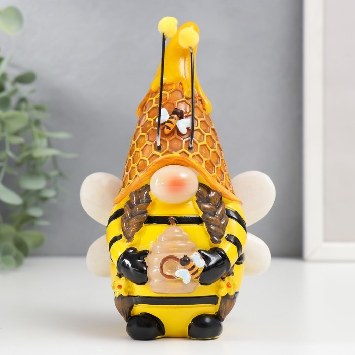 Сувенир полистоун Сувенир полистоун "Гномелла - царица пчёл" 15х10 см