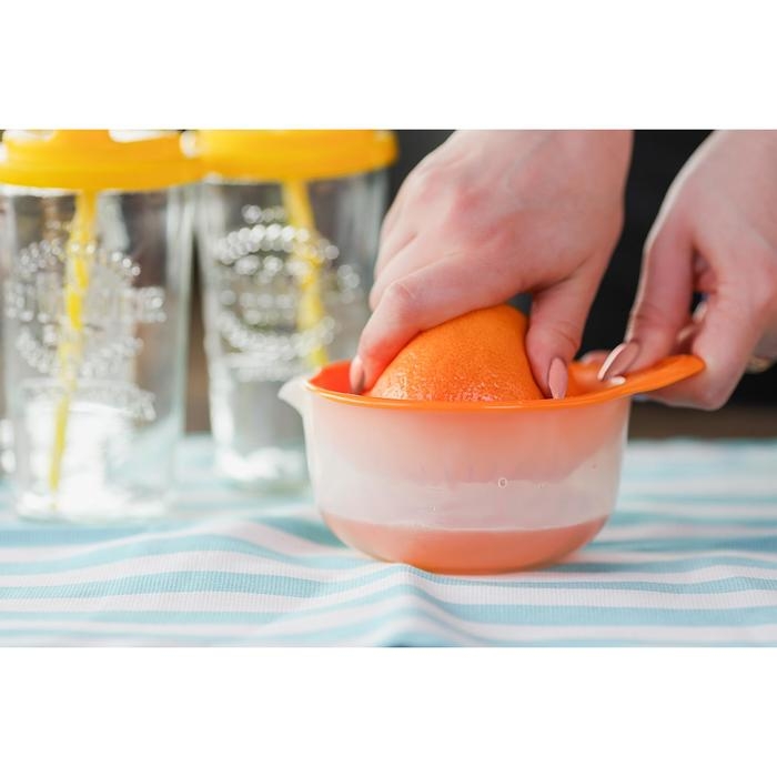 Соковыжималка для цитрусовых «Мадена», 300 мл, цвет МИКС Соковыжималка для цитрусовых «Мадена», 300 мл, цвет МИКС