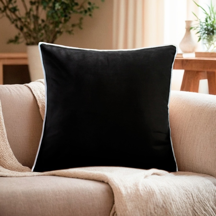 Наволочка декоративная Этель &laquo;Кант&raquo;, 45х45, цвет чёрный, велюр (100% пэ)