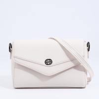 Сумка-мессенджер на магните, цвет белый Сумка-мессенджер на магните, цвет белый