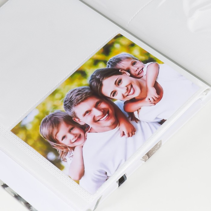 Фотоальбом на 80 фото 10х15 см Фотоальбом на 80 фото 10х15 см "Пёрышки" в коробке МИКС 23х19,5х5 см