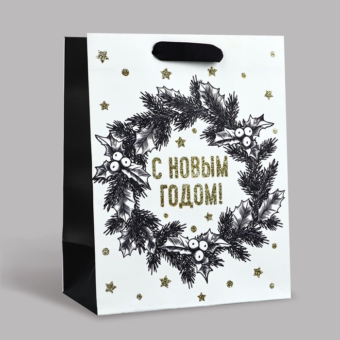 Пакет подарочный новогодний ламинированный &laquo;Новогодние чудеса&raquo;, MS 23 x 18 х 10 см