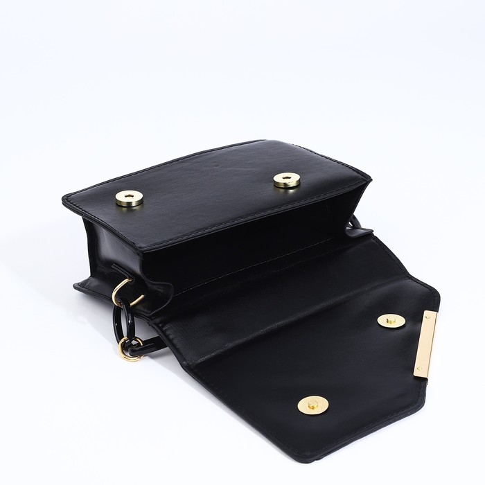 Сумка мессенджер на магните, цвет чёрный Сумка мессенджер на магните, цвет чёрный