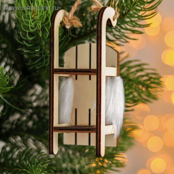 Новогодняя подвеска &laquo;Санки с шишками&raquo; 5,5х5х12,5 см