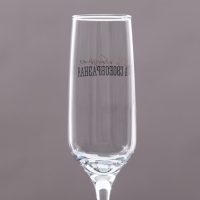 Бокал для шампанского "Своеобразная" 210 мл, в индивидуальной коробке Бокал для шампанского "Своеобразная" 210 мл, в индивидуальной коробке