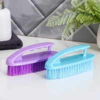 Щётка - утюжок Доляна &laquo;Дельта&raquo;, цельная ручка, 16&times;5&times;6,5 см, цвет МИКС