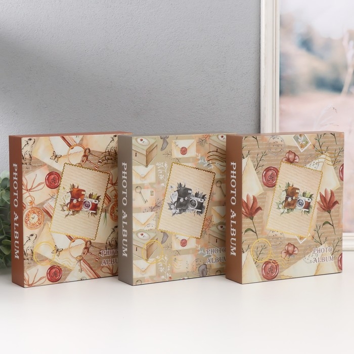 Фотоальбом на 100 фото 10х15 см "Фотоаппарат с цветами. Ретро" в коробке МИКС 5х19х23 см