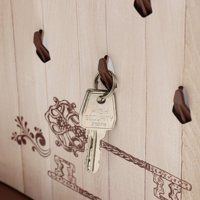 Ключница закрытая "Счастья" 26,5х31,5 см Орех