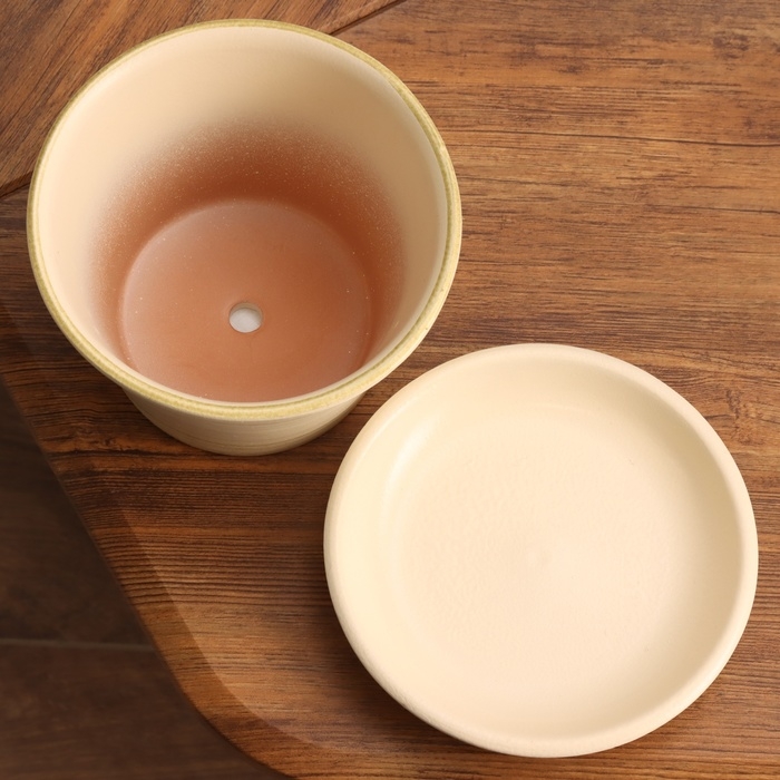 Горшок цветочный "Сиена" бежевый-золото 0,8 л