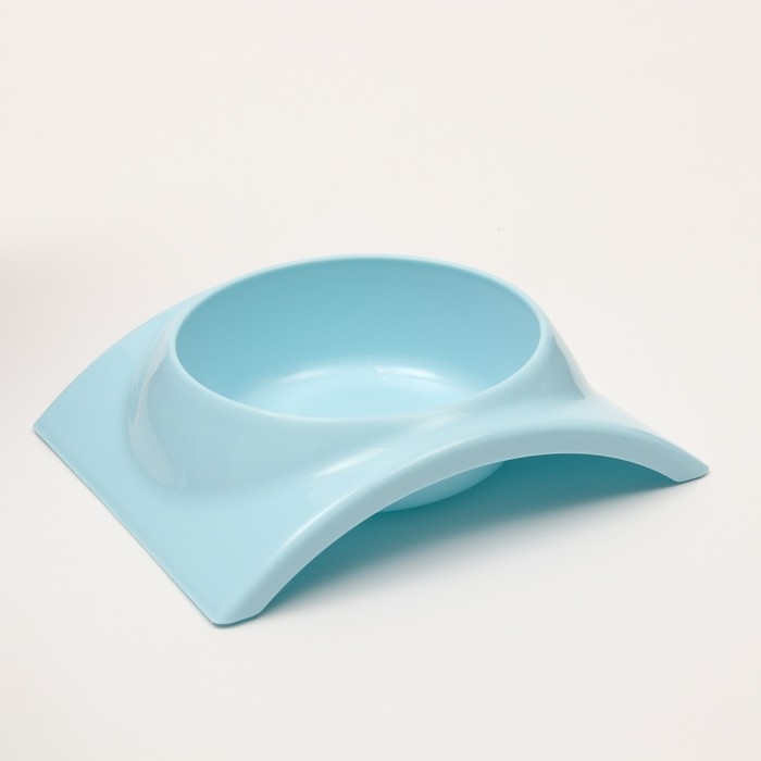 Миска пластиковая изогнутая 400 мл, 19,5 х 16,8 х 5 см, голубая Миска пластиковая изогнутая 400 мл, 19,5 х 16,8 х 5 см, голубая
