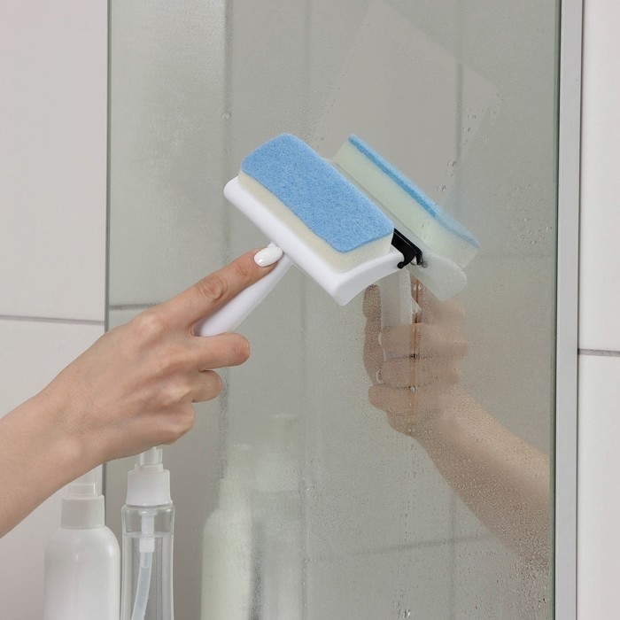 Окномойка с поролоновой насадкой Доляна &laquo;Компакт&raquo;, для зеркал, стекол и душевых кабин, 12&times;18&times;4 см