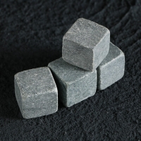 Камни для виски в деревянной шкатулке с крышкой «Всегда первый», 4 шт Камни для виски в деревянной шкатулке с крышкой «Всегда первый», 4 шт