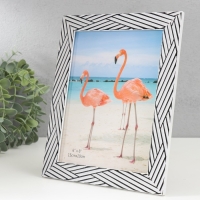 Фоторамка пластик 15х20 см "Чёрные линии на белом" 23,5х18,5 см