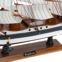 Корабль сувенирный средний &laquo;Пиллад&raquo;, борта белые, паруса белые, 45х9х41 см