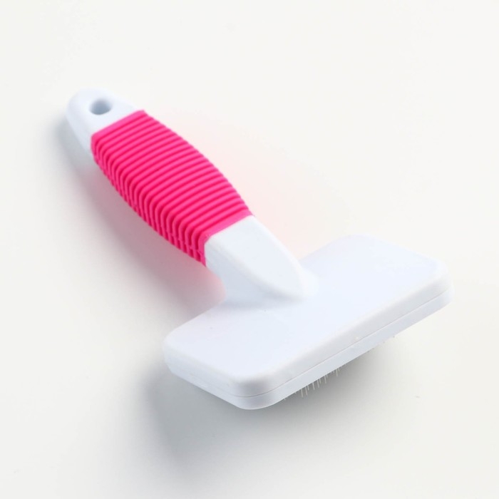 Пуходерка Пуходерка "Риф" без капель с резиновой ручкой 7 х 14 см, розово-белая