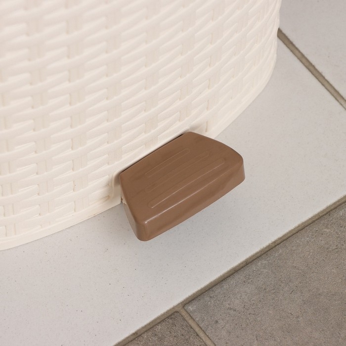 Контейнер для мусора с педалью &laquo;Артлайн&raquo;, 12 л, цвет МИКС