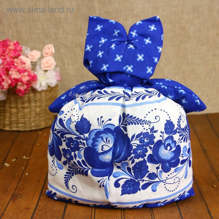 Грелка на чайник &laquo;Барыня&raquo;, средняя, гжель