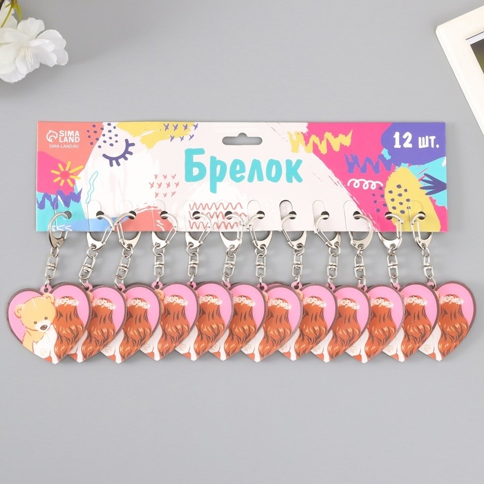 Брелок акрил "Девочка в венке с большим медвежонком в руках" 5,2х4,9 см