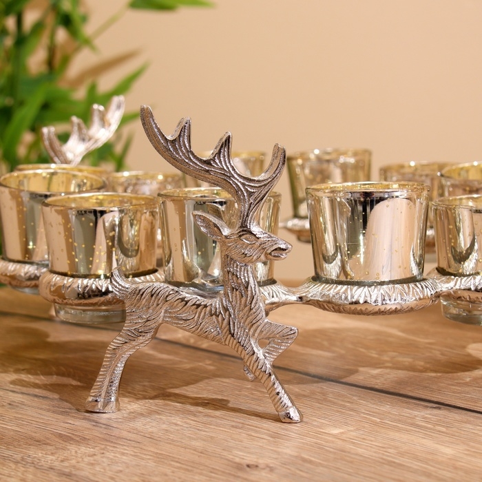 Подсвечник на 12 свечей Подсвечник на 12 свечей "12 месяцев" алюминий 37х37х14 см