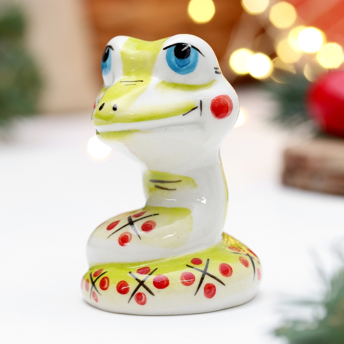 Новый год. Сувенир символ года Новый год. Сувенир символ года "Змей Улыбка зеленый", 7 см, фарфор