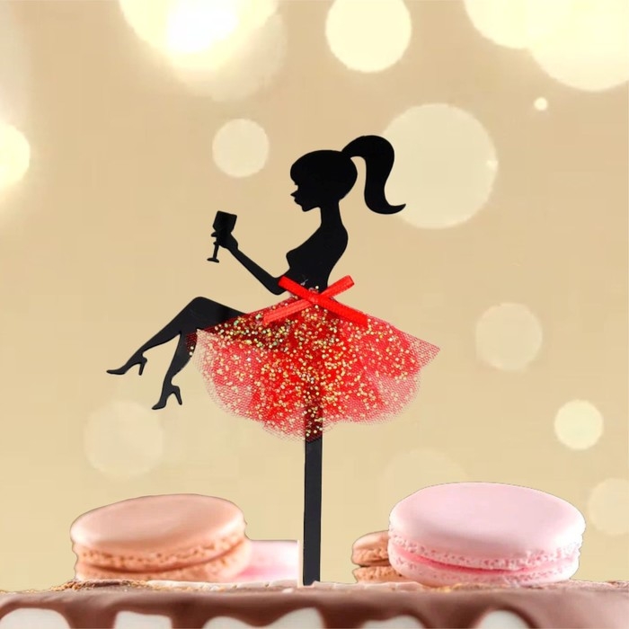 Топпер &laquo;Девушка&raquo; с бокалом