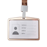 Бейдж-карман горизонтальный (внешний 98 х 58мм), внутренний 85 х 54 мм, металл, золото, лента 40см Бейдж-карман горизонтальный (внешний 98 х 58мм), внутренний 85 х 54 мм, металл, золото, лента 40см