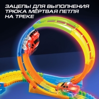 Машинка для гибкого трека Flash Track, с зацепами для петли, цвет красный Машинка для гибкого трека Flash Track, с зацепами для петли, цвет красный