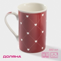 Кружка фарфоровая Доляна &laquo;Сердца&raquo;, 300 мл, цвет красный