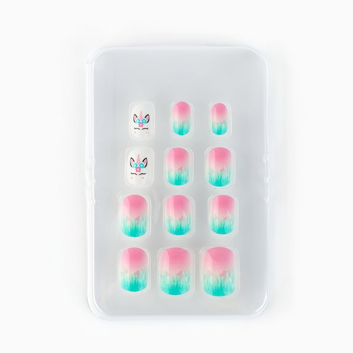 Набор детской косметики «Мечта каждой девочки», тени, блеск для губ, накладные ногти, глиттер, кольцо, браслет Набор детской косметики «Мечта каждой девочки», тени, блеск для губ, накладные ногти, глиттер, кольцо, браслет