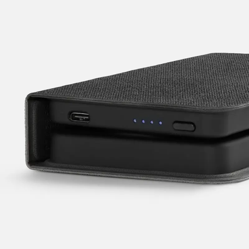 Внешний аккумулятор с беспроводной зарядкой reCover, черный Внешний аккумулятор с беспроводной зарядкой reCover, черный