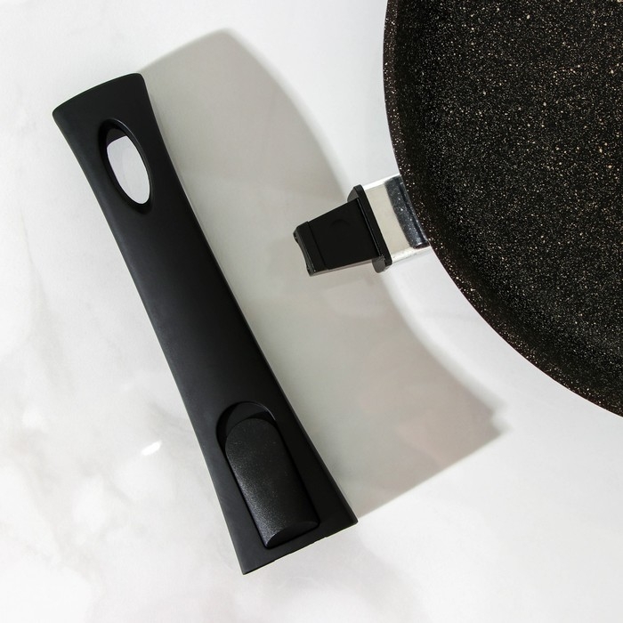 Сковорода Доляна &laquo;Элит&raquo;, d=24 см, съёмная ручка, антипригарное покрытие, цвет чёрный