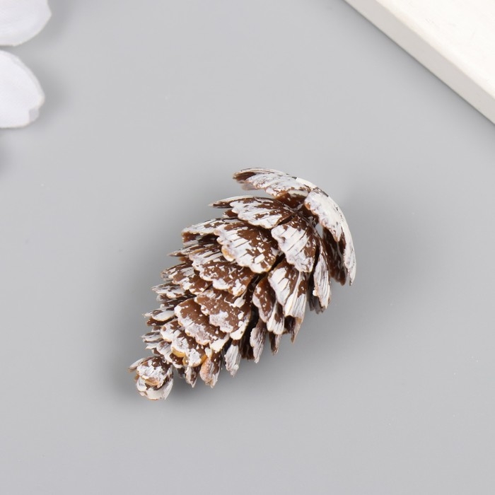 Декор для творчества "Еловые веточки и шишки" набор 12 шт 4х2х2; 4,5х3х3 см